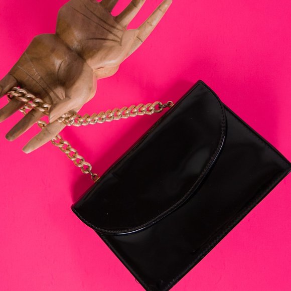 Mini 1950’s Patent Leather Handbag w/ Gold Chain - Picture 5 of 11